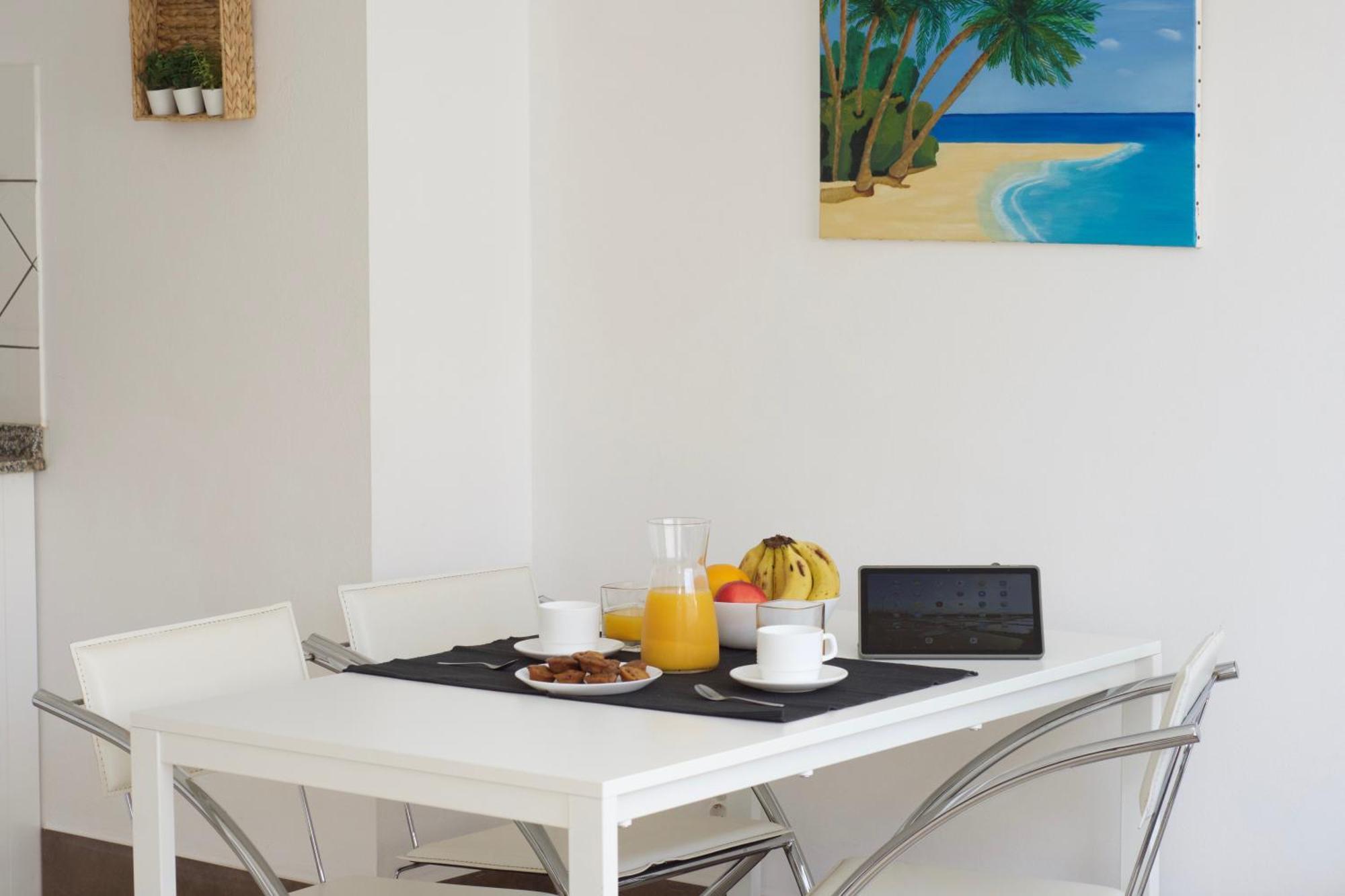Apartamentos A 10 Minutos Del Aeropuerto Carrizal Exteriör bild