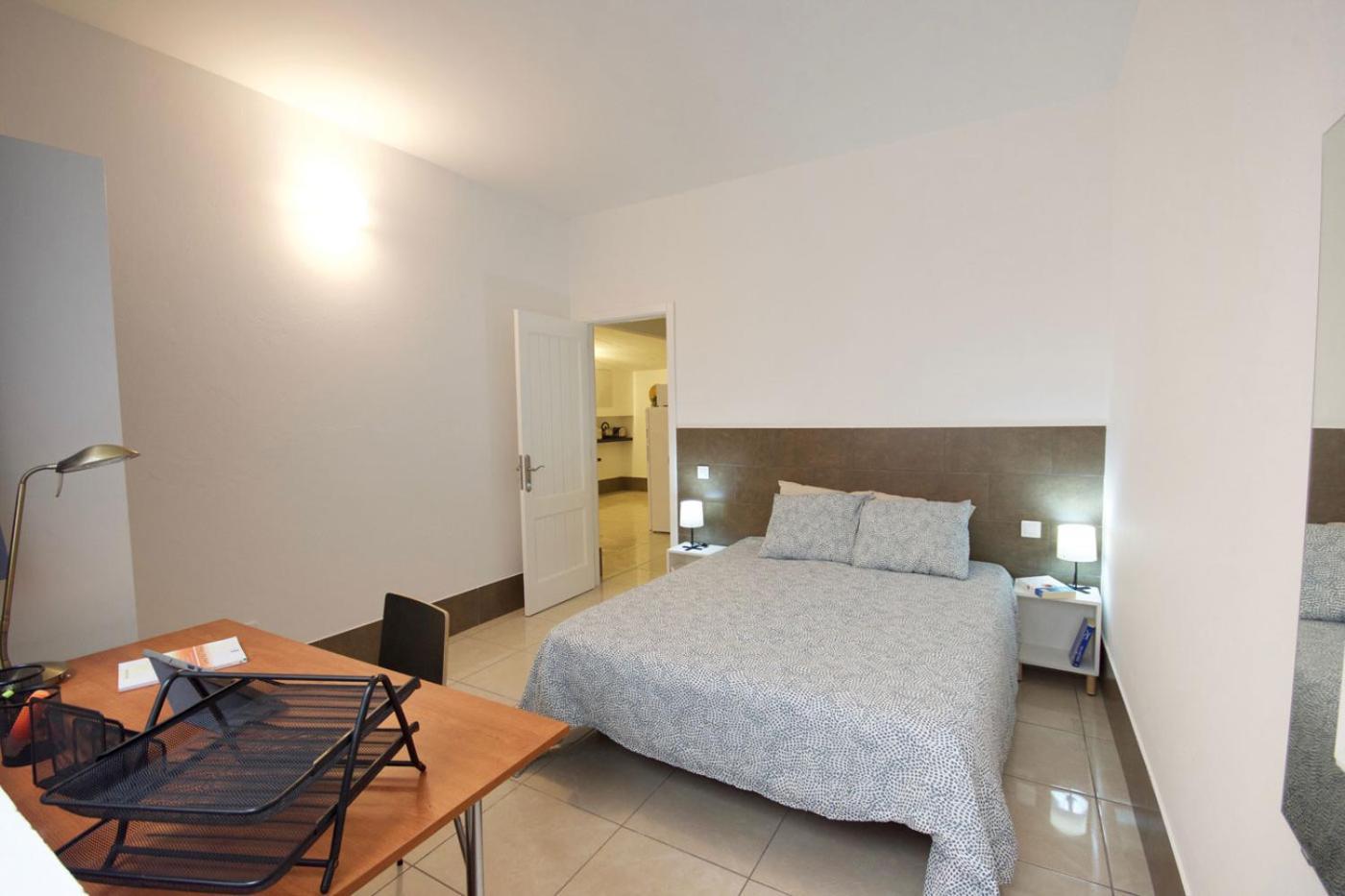 Apartamentos A 10 Minutos Del Aeropuerto Carrizal Rum bild
